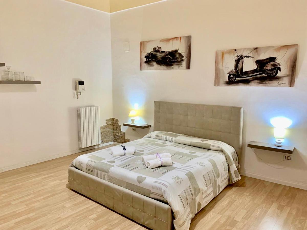 Via Conserva 27 Brindisi Luaran gambar